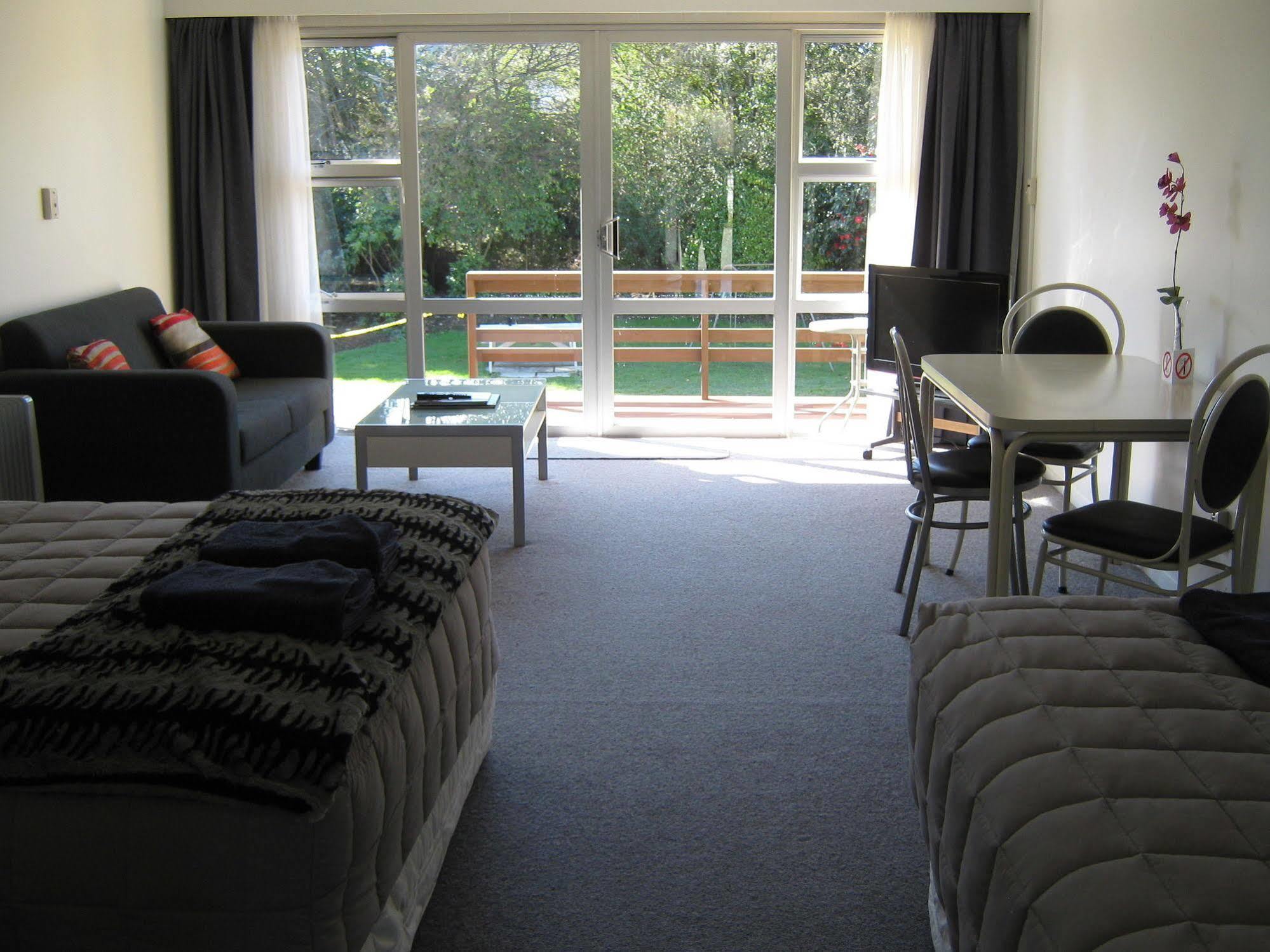Golden Bay Motel Takaka Exterior photo